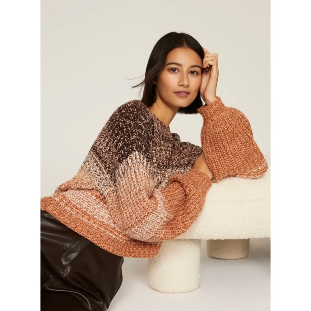 525 America Sweater Women Medium‎ Orange Brown Ombre Chunky Knit Balloon Sleeve